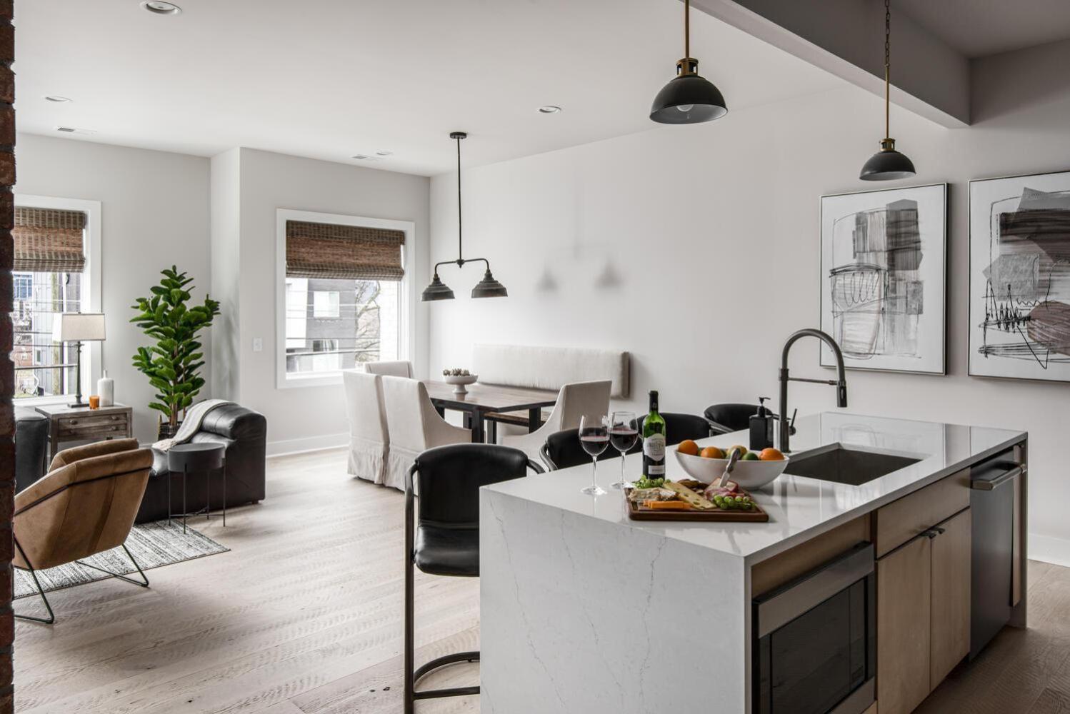 Edgehill Duo - 2 Townhomes - Mins Vanderbilt University แนชวิลล์ ภายนอก รูปภาพ
